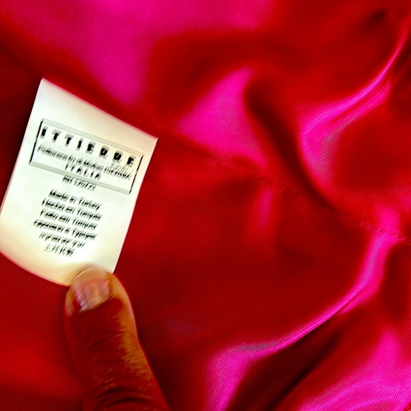 EUC FERREMILANOLeatherVALENTINE RedItaly44=8US.signature plaques &zippersModern - Picture 10 of 14